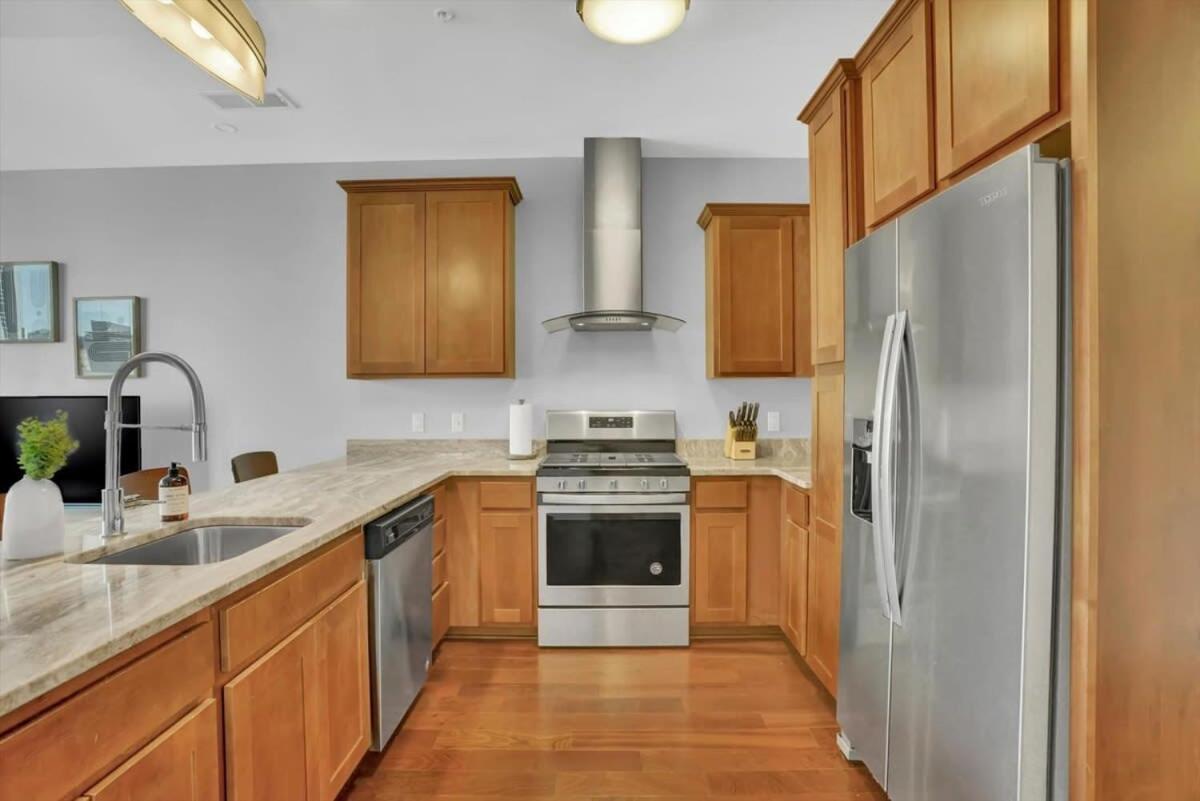Cozysuites Spacious 2Br, Ppg Paints Arena, Pitts Pittsburgh Buitenkant foto